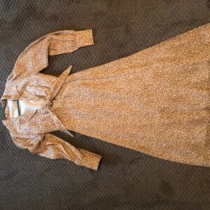 Dress, size 4, neutral colors, new